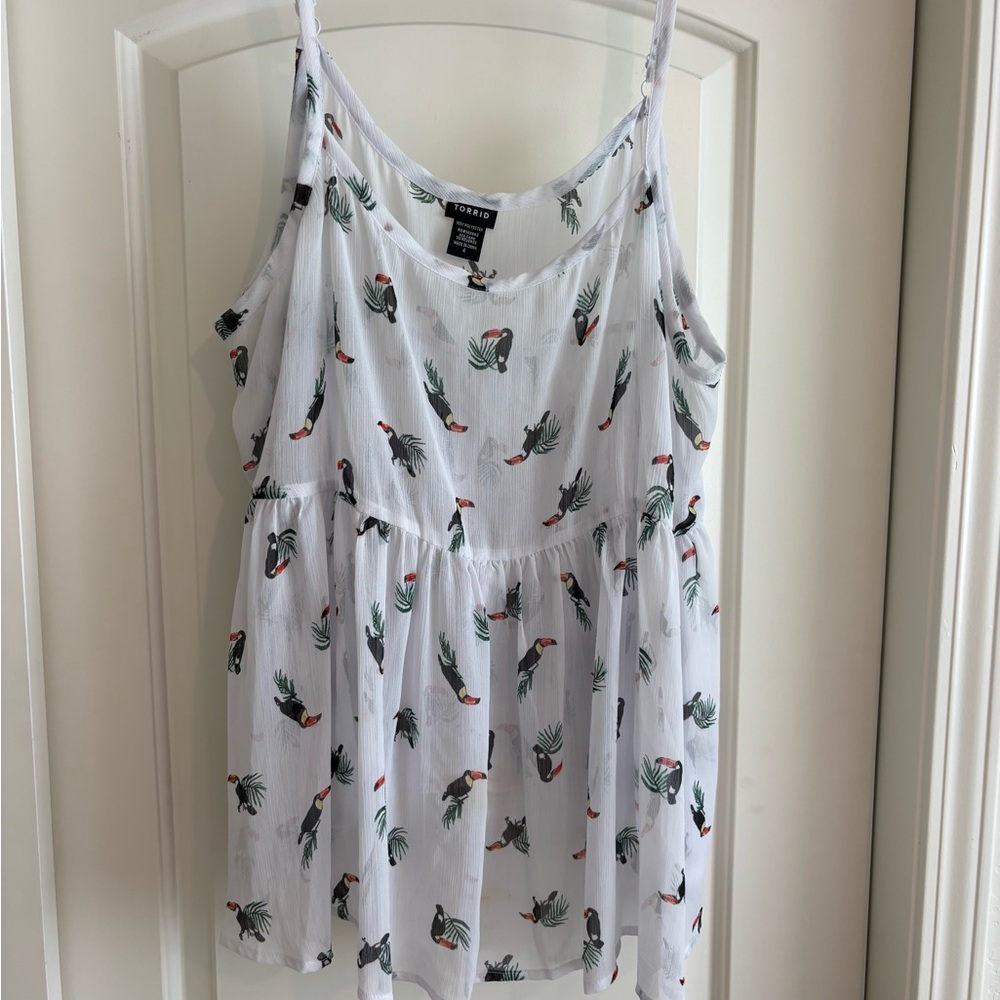 Torrid White Top with Toucan Design